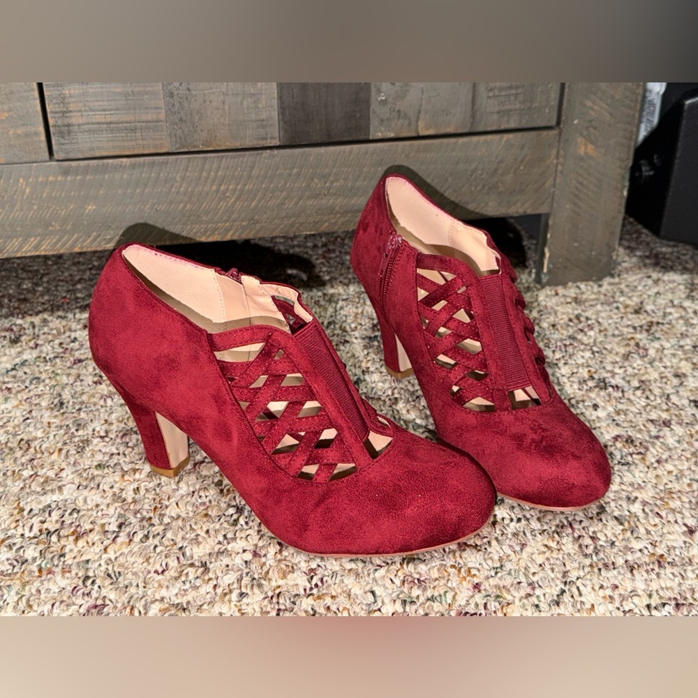 Journee Collection Velvet Red Piper Bootie Side-Zip Brandy Wine Heels Womens 8.5